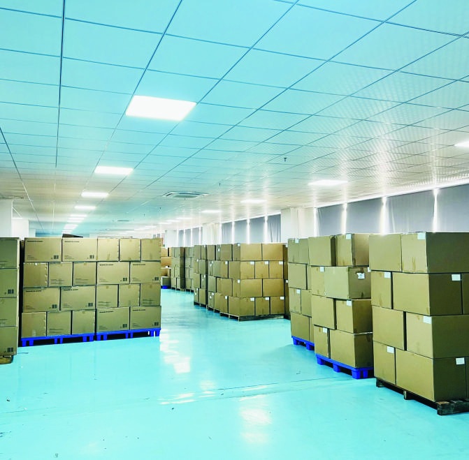 Baimei warehouse and order preparation area